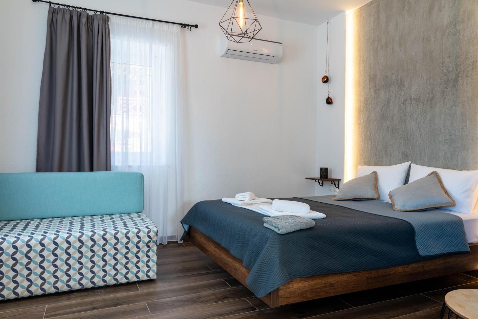 Aigli Luxury Studios 네아 로다 외부 사진
